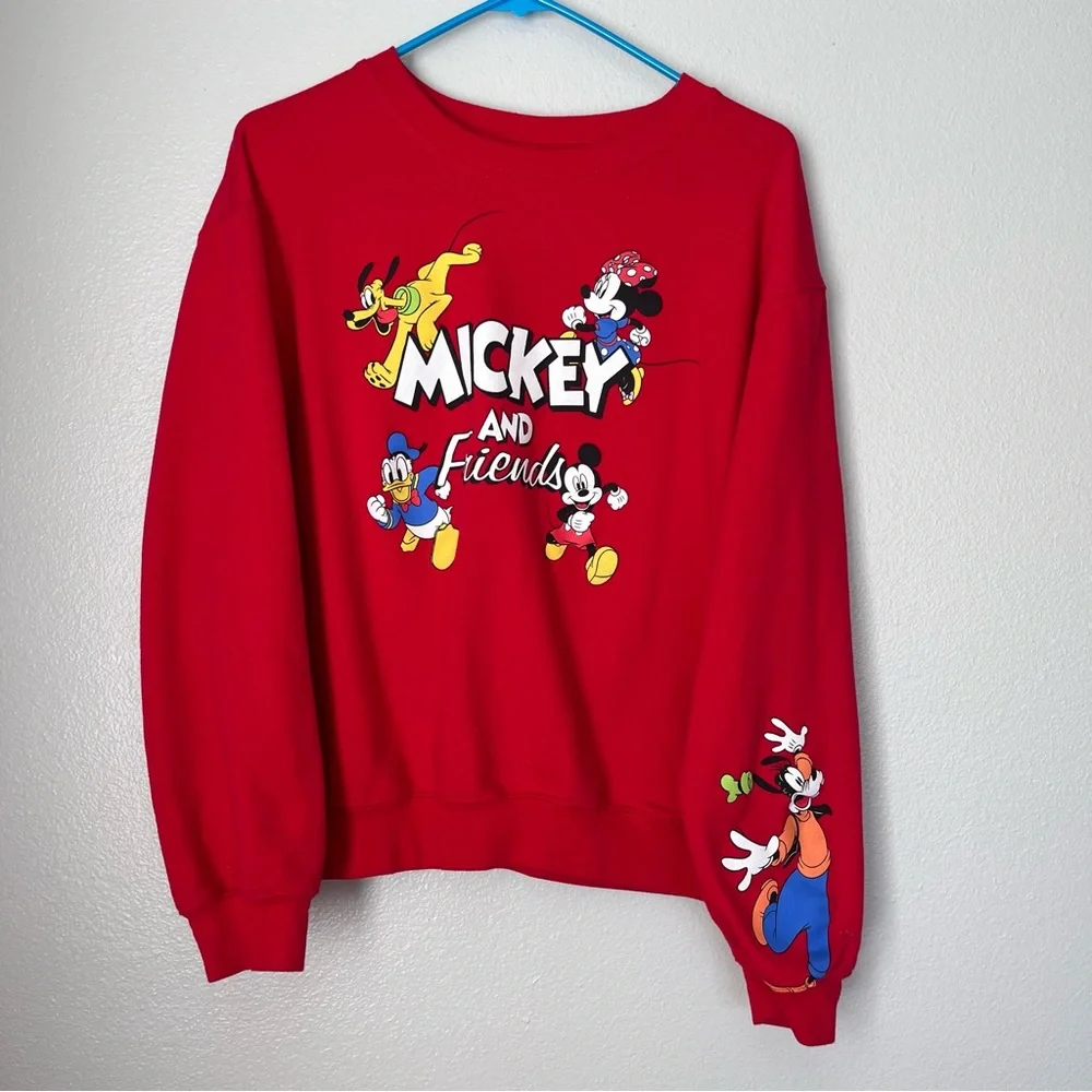 Disney Mickey and Friends Kids M‎ 7-9 Pullover Red Sweater Crew Neck